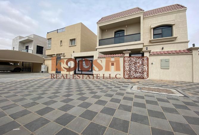 Villa - 5 Bedrooms - 7 Bathrooms for sale in Al Yasmeen 1 - Al Yasmeen - Ajman