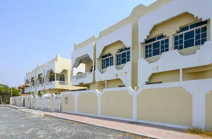 Villa - 5 Bedrooms - 6 Bathrooms for rent in Umm Suqeim 2 Villas - Umm Suqeim 2 - Umm Suqeim - Dubai