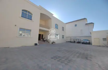 Villa - 2 Bedrooms - 2 Bathrooms for rent in Mohamed Bin Zayed City - Abu Dhabi