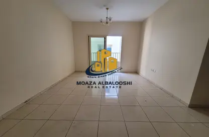 Apartment - 3 Bedrooms - 2 Bathrooms for rent in Muwaileh Commercial - Sharjah