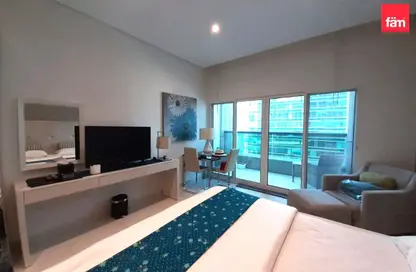 Apartment - 1 Bathroom for sale in The Cosmopolitan - Business Bay - Dubai