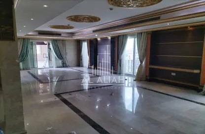 Penthouse - 3 Bedrooms - 5 Bathrooms for rent in Al Manaseer - Abu Dhabi