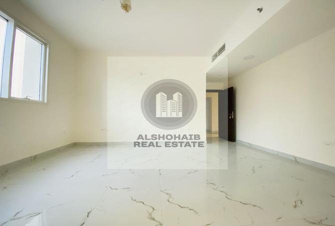 Rent in Electra Street: Amazing Building 2bhk Apartment 70k payment 4 ...