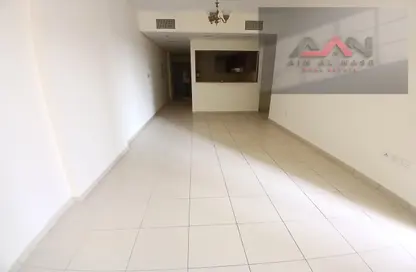 Apartment - 2 Bedrooms - 3 Bathrooms for rent in Mazaya 28 - Queue Point - Dubai Land - Dubai