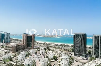 Penthouse - 3 Bedrooms - 4 Bathrooms for rent in Al Nakheel Tower - Al Khalidiya - Abu Dhabi