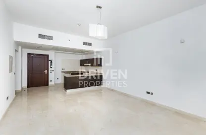 Apartment - 1 Bedroom - 1 Bathroom for rent in Al Murad Tower - Al Barsha 1 - Al Barsha - Dubai