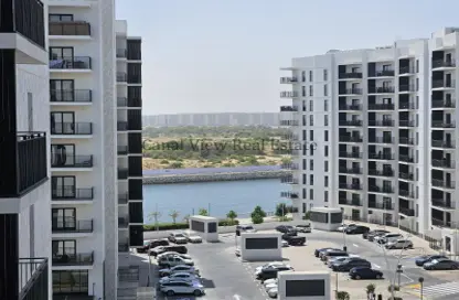 Apartment - 3 Bedrooms - 3 Bathrooms for rent in Waters Edge - Yas Island - Abu Dhabi