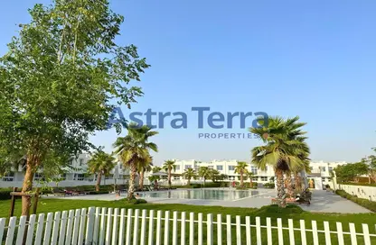 Villa - 4 Bedrooms - 3 Bathrooms for rent in Avencia - Damac Hills 2 - Dubai