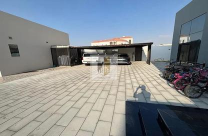 Villa - 4 Bedrooms - 6 Bathrooms for rent in Shakhbout City - Abu Dhabi