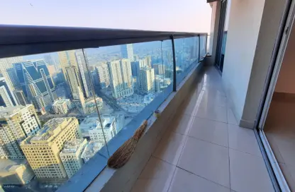 Apartment - 2 Bedrooms - 2 Bathrooms for rent in Palm Tower 3 - Palm Towers - Al Majaz - Sharjah