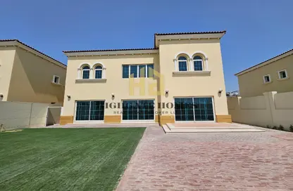 Villa - 4 Bedrooms - 4 Bathrooms for rent in Legacy - Jumeirah Park - Dubai