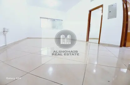 Apartment - 1 Bedroom - 2 Bathrooms for rent in Al Nahyan Camp - Abu Dhabi