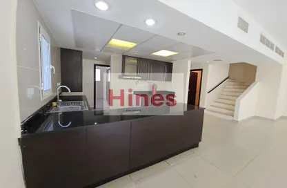 Villa - 4 Bedrooms - 5 Bathrooms for sale in Arabian Style - Al Reef Villas - Al Reef - Abu Dhabi