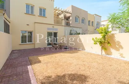 Villa - 2 Bedrooms - 3 Bathrooms for rent in Springs 11 - The Springs - Dubai