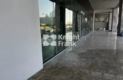 Retail - Studio for rent in Al Marasy - Al Bateen - Abu Dhabi