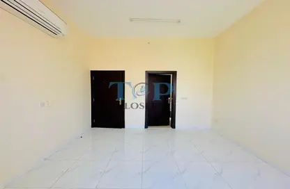 Apartment - 3 Bedrooms - 2 Bathrooms for rent in Al Zaafaran - Al Khabisi - Al Ain