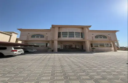 Villa - 5 Bedrooms - 6 Bathrooms for rent in Shakhbout City - Abu Dhabi