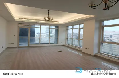 Apartment - 4 Bedrooms - 6 Bathrooms for rent in Riggat Al Buteen - Deira - Dubai