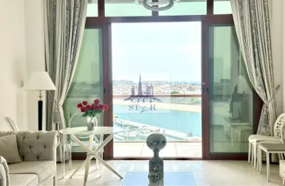 Apartment - 1 Bathroom for sale in Palm Views West - Palm Views - Palm Jumeirah - Dubai