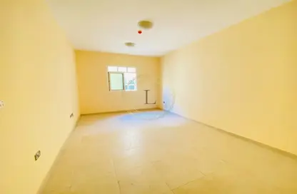 Apartment - 3 Bedrooms - 2 Bathrooms for rent in Bida Bin Ammar - Asharej - Al Ain