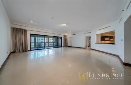 Apartment - 3 Bedrooms - 5 Bathrooms for sale in Golden Mile 9 - Golden Mile - Palm Jumeirah - Dubai