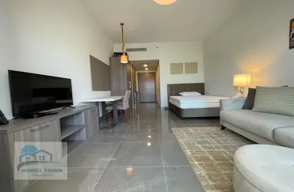 Apartment - Studio - 1 Bathroom for rent in Leonardo Residences - Masdar City - Abu Dhabi