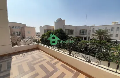 Apartment - 4 Bedrooms - 6 Bathrooms for rent in Mohamed Bin Zayed City Villas - Mohamed Bin Zayed City - Abu Dhabi