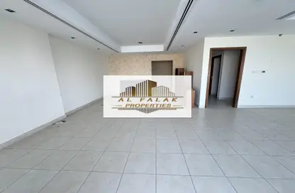 Apartment - 3 Bedrooms - 5 Bathrooms for rent in Al Mamzar Tower - Al Mamzar - Sharjah - Sharjah