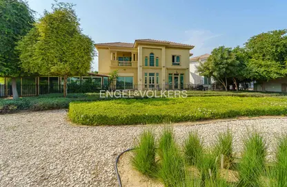 Villa - 4 Bedrooms - 5 Bathrooms for sale in Entertainment Foyer - European Clusters - Jumeirah Islands - Dubai