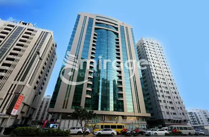 Apartment - 4 Bedrooms - 5 Bathrooms for rent in Mermaid Building - Khalidiya Street - Al Khalidiya - Abu Dhabi