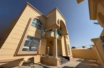 Villa - 5 Bedrooms - 6 Bathrooms for rent in Al Owainah - Falaj Hazzaa - Al Ain