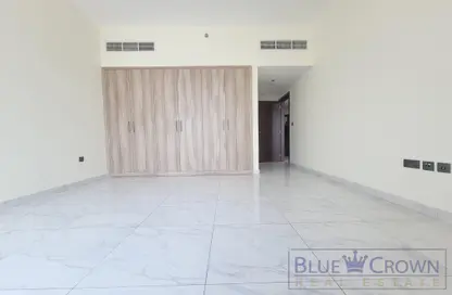 Apartment - 1 Bedroom - 2 Bathrooms for rent in Amna House - Al Garhoud - Dubai