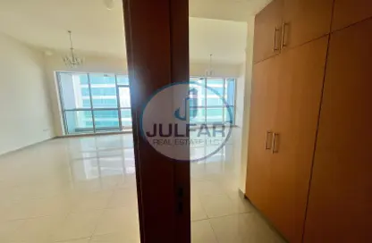 Apartment - 1 Bedroom - 2 Bathrooms for rent in Julphar Residential Tower - Julphar Towers - Al Nakheel - Ras Al Khaimah