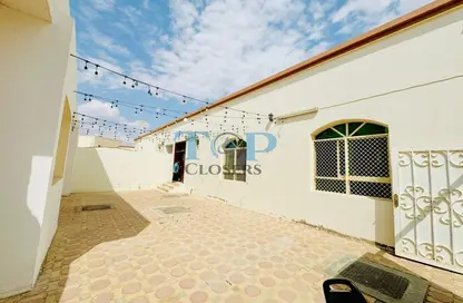 Apartment - 2 Bedrooms - 2 Bathrooms for rent in Al Zaafaran - Al Khabisi - Al Ain