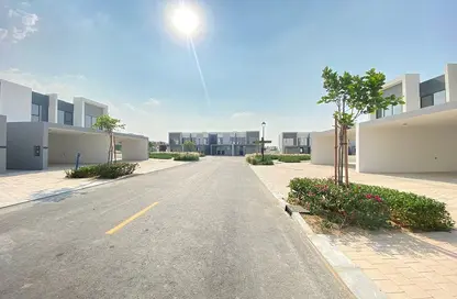 Townhouse - 3 Bedrooms - 4 Bathrooms for sale in Villanova - Dubai Land - Dubai