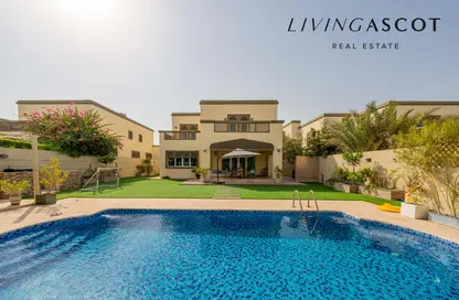 Villa - 4 Bedrooms - 5 Bathrooms for rent in Regional - Jumeirah Park - Dubai