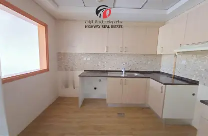 شقة - غرفة نوم - 2 حمامات للايجار في آيس ريزيدينس الفرجان - الفرجان - دبي