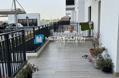 Apartment - 2 Bedrooms - 2 Bathrooms for sale in Waters Edge - Yas Island - Abu Dhabi