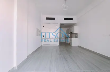 Apartment - 1 Bathroom for rent in Al Warsan 4 - Al Warsan - Dubai