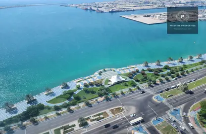 Apartment - 2 Bedrooms - 3 Bathrooms for rent in Al Reef Tower - Corniche Road - Abu Dhabi