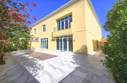 Villa - 5 Bedrooms - 5 Bathrooms for rent in Umm Suqeim 2 Villas - Umm Suqeim 2 - Umm Suqeim - Dubai