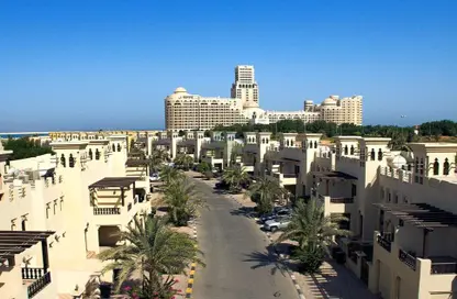 Villa - 4 Bedrooms - 4 Bathrooms for rent in The Townhouses at Al Hamra Village - Al Hamra Village - Ras Al Khaimah