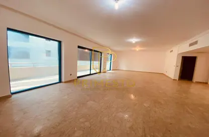 Duplex - 3 Bedrooms - 3 Bathrooms for rent in Al Shaheen Tower - Al Khalidiya - Abu Dhabi