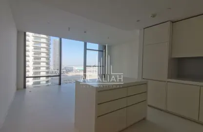 Apartment - 1 Bedroom - 2 Bathrooms for rent in RDK Towers - Najmat Abu Dhabi - Al Reem Island - Abu Dhabi