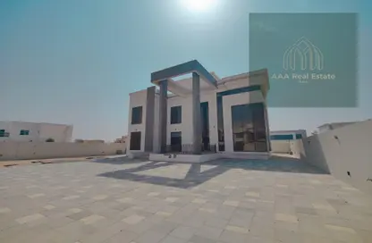 Villa - 6 Bedrooms - 7+ Bathrooms for rent in Al Aweer 1 - Al Aweer - Dubai