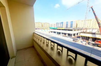 Apartment - 3 Bedrooms - 3 Bathrooms for rent in Muwaileh 29 Building - Muwaileh - Sharjah