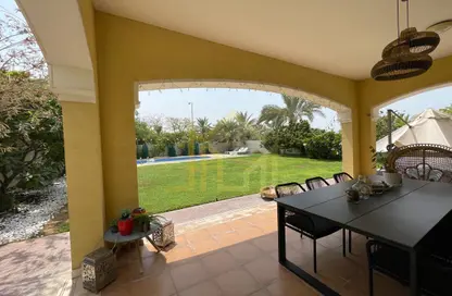 Villa - 4 Bedrooms - 5 Bathrooms for rent in Legacy - Jumeirah Park - Dubai