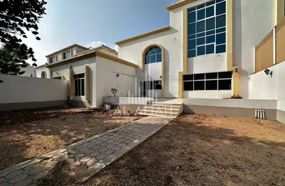 Villa - 7 Bedrooms - 7+ Bathrooms for rent in Rabdan - Abu Dhabi