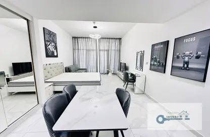 Apartment - 1 Bathroom for rent in Millennium Binghatti Residences - Business Bay - Dubai