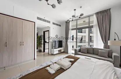 Apartment - 1 Bathroom for rent in DEC Towers - Dubai Marina - Dubai